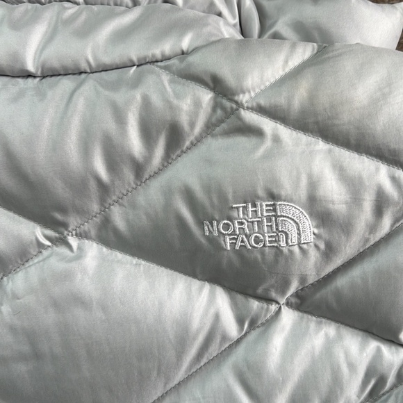 The North Face Aconcagua 550 Puffer Jacket - Gray/Silver - Picture 8 of 11